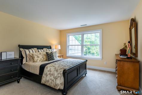 7 Louis Allan Drive Danbury CT 06811