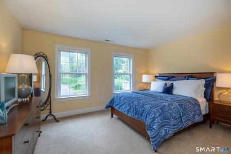7 Louis Allan Drive Danbury CT 06811
