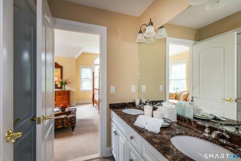 7 Louis Allan Drive Danbury CT 06811