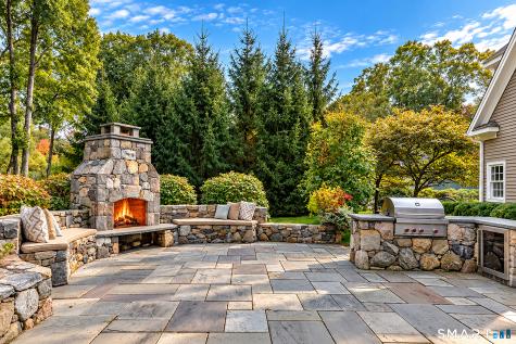 7 Louis Allan Drive Danbury CT 06811