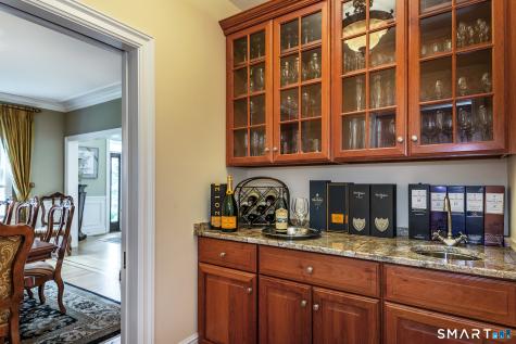 7 Louis Allan Drive Danbury CT 06811