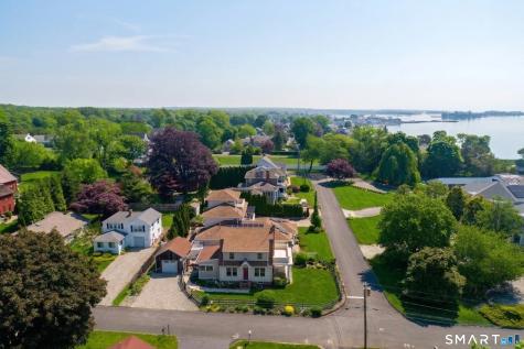 9 First Avenue Branford CT 06405
