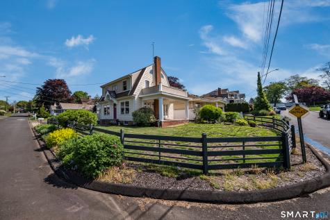 9 First Avenue Branford CT 06405