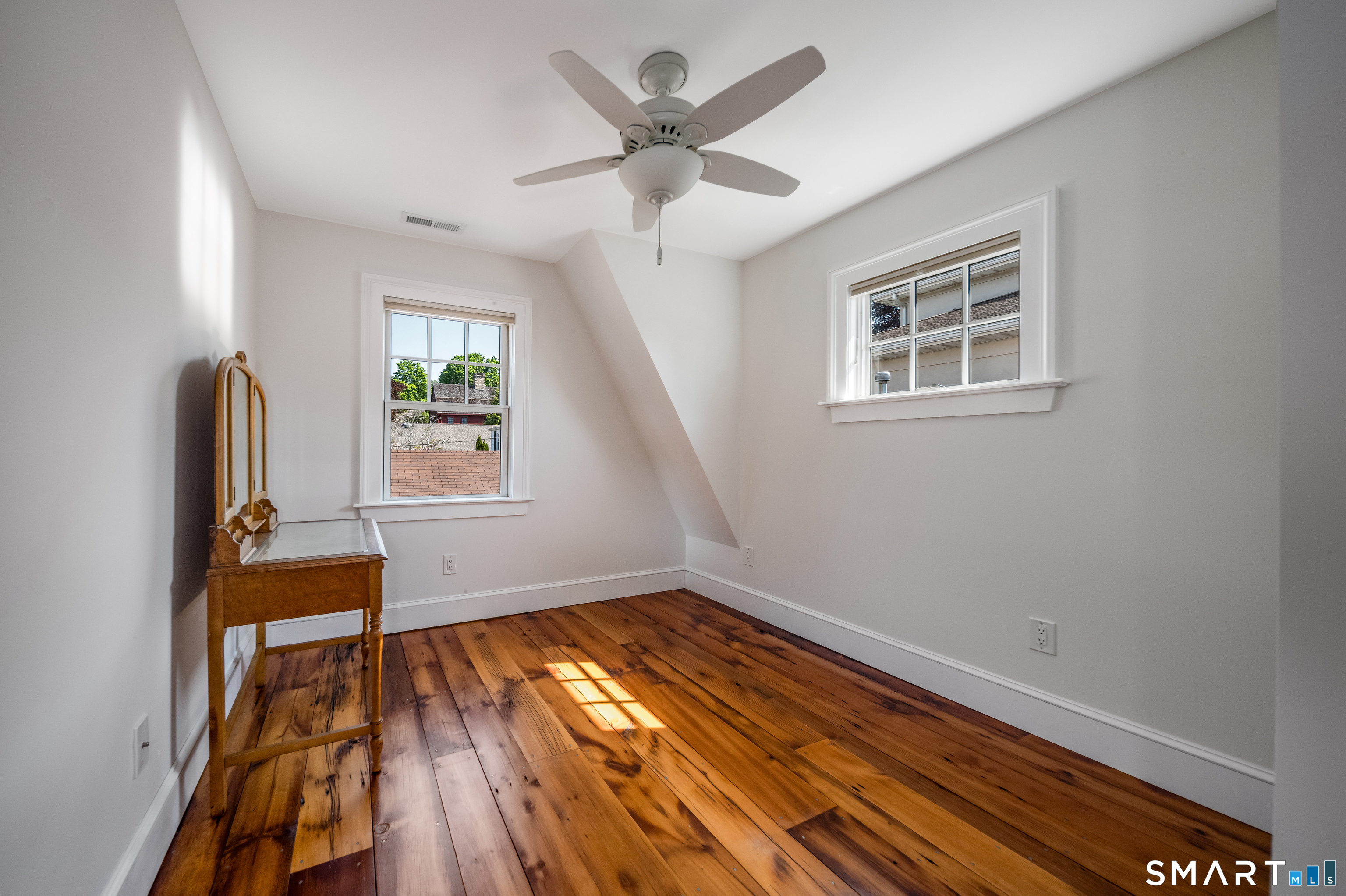 9 First Avenue Branford CT 06405