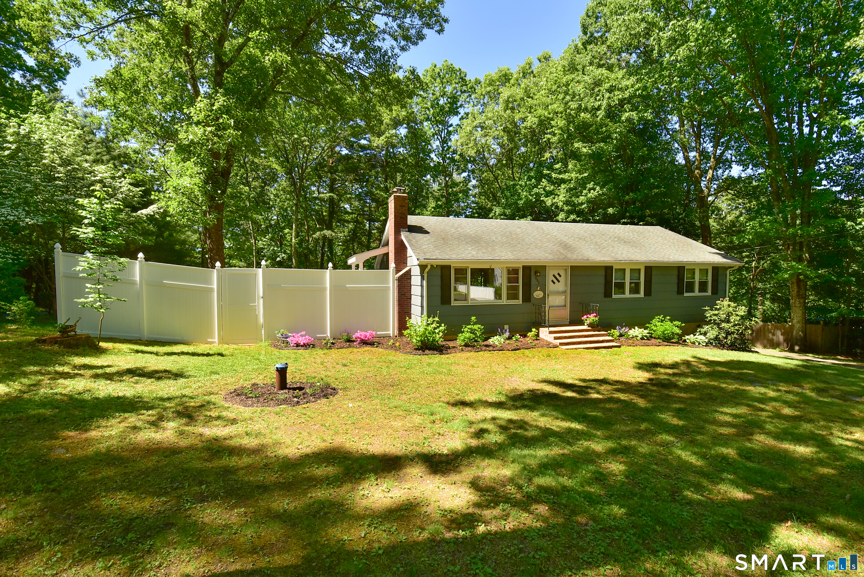607 Old Post Road Tolland CT 06084