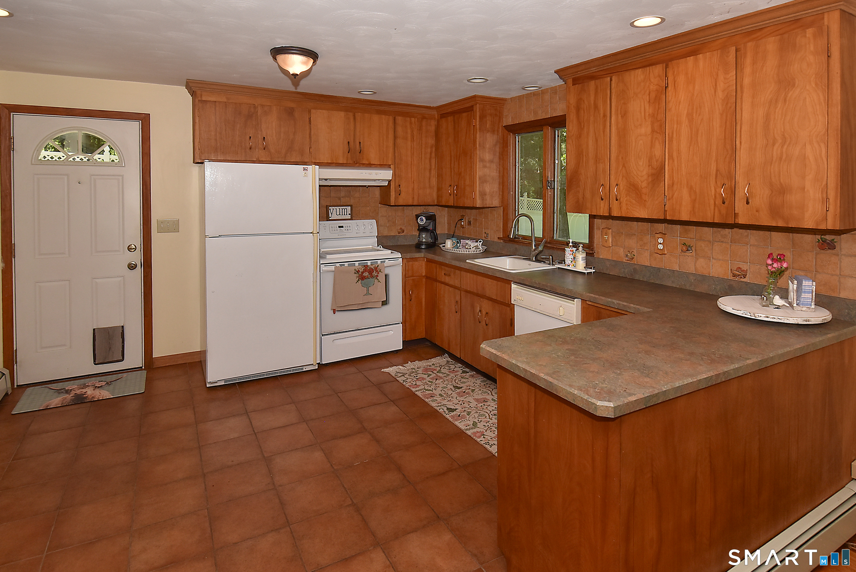 607 Old Post Road Tolland CT 06084