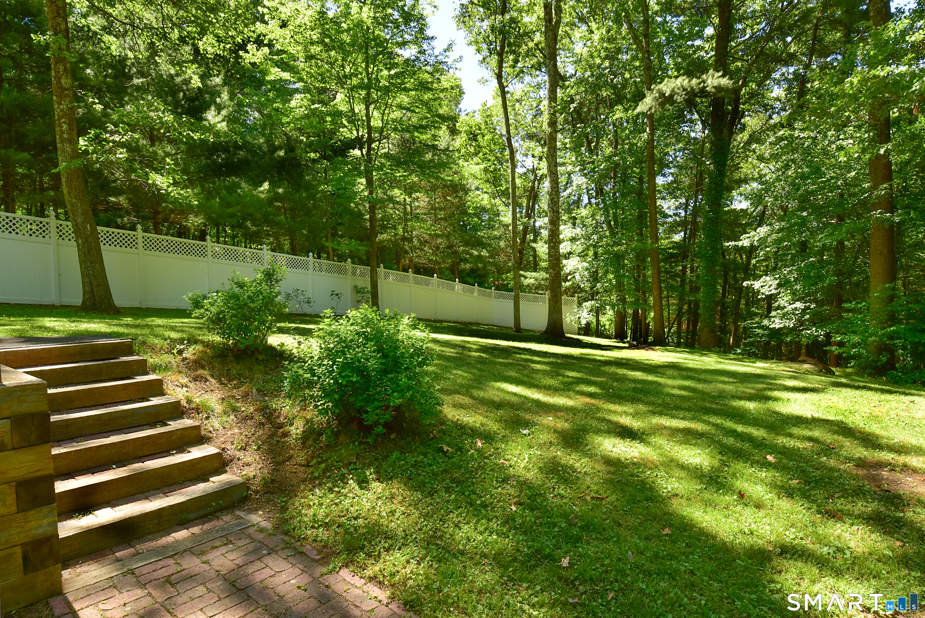 607 Old Post Road Tolland CT 06084