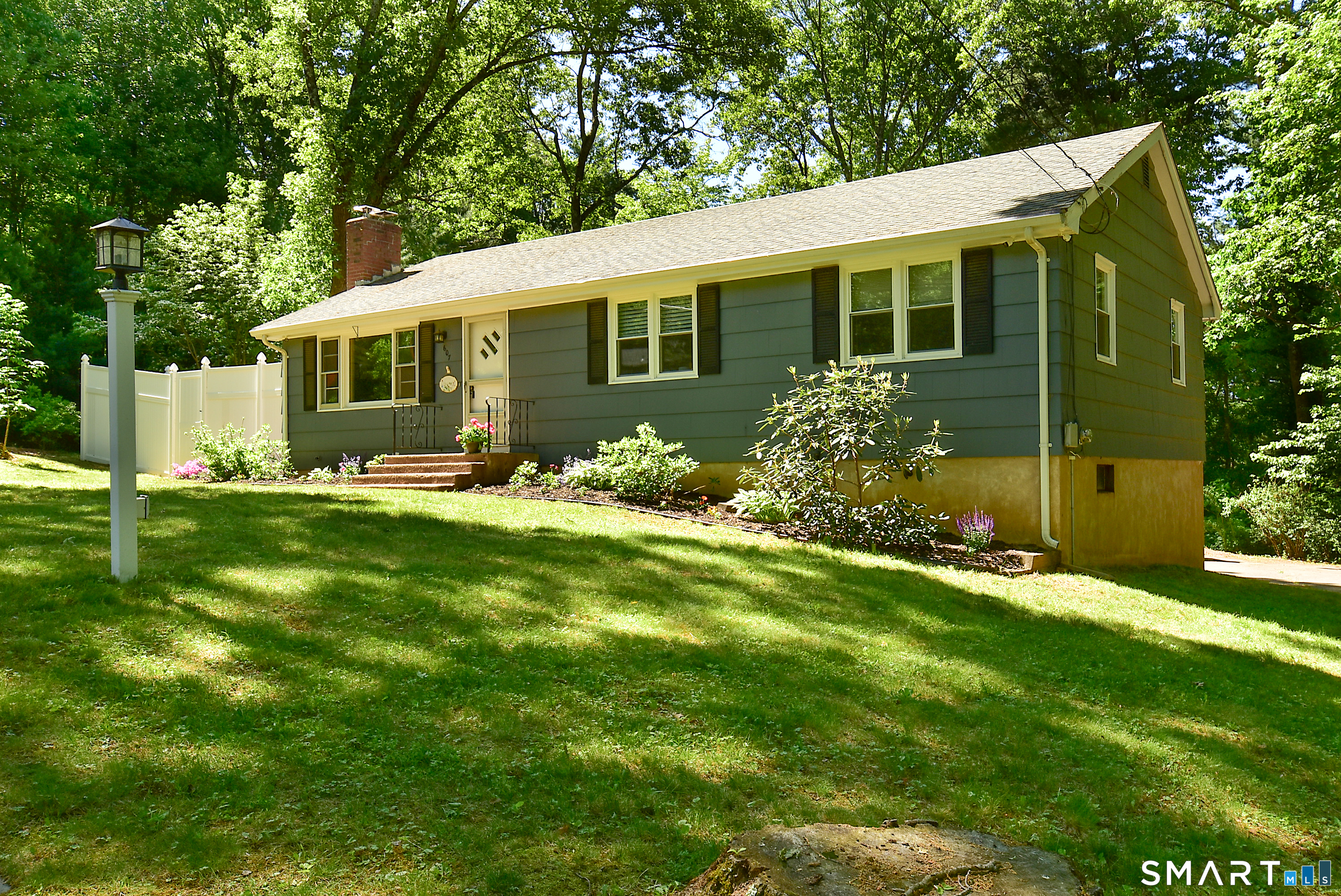 607 Old Post Road Tolland CT 06084
