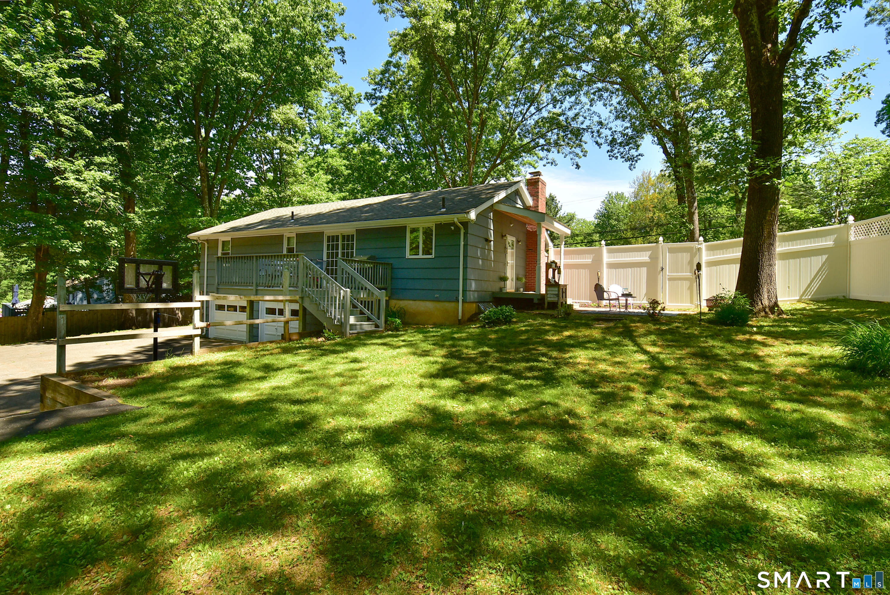 607 Old Post Road Tolland CT 06084