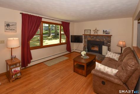 607 Old Post Road Tolland CT 06084