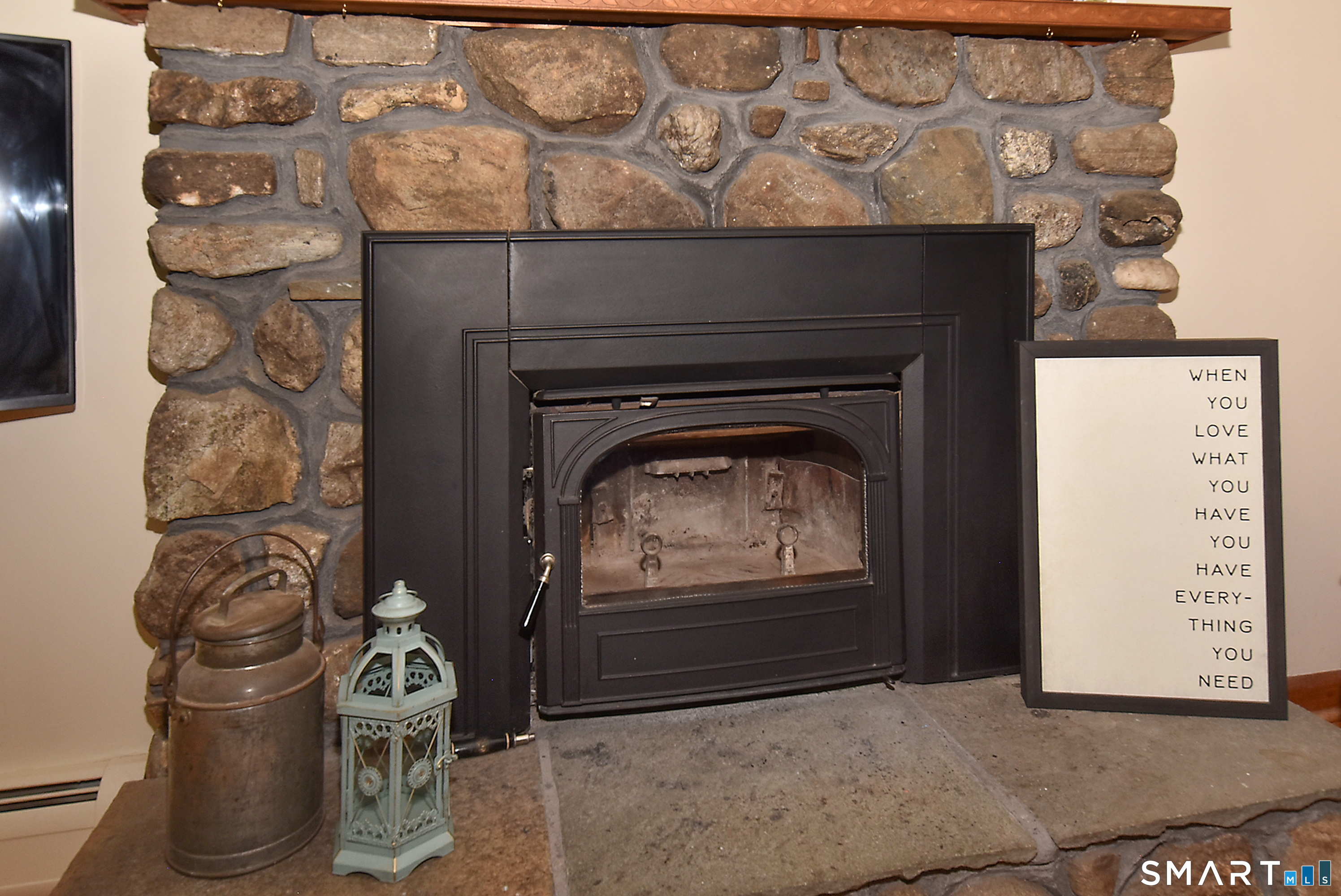 607 Old Post Road Tolland CT 06084