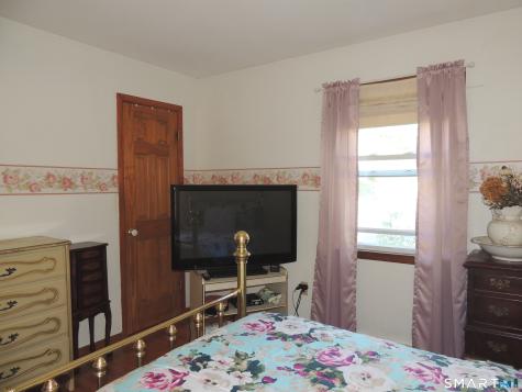80 Chidsey Drive North Branford CT 06471