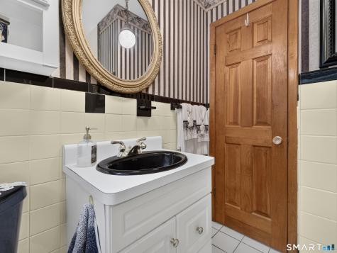 80 Chidsey Drive North Branford CT 06471