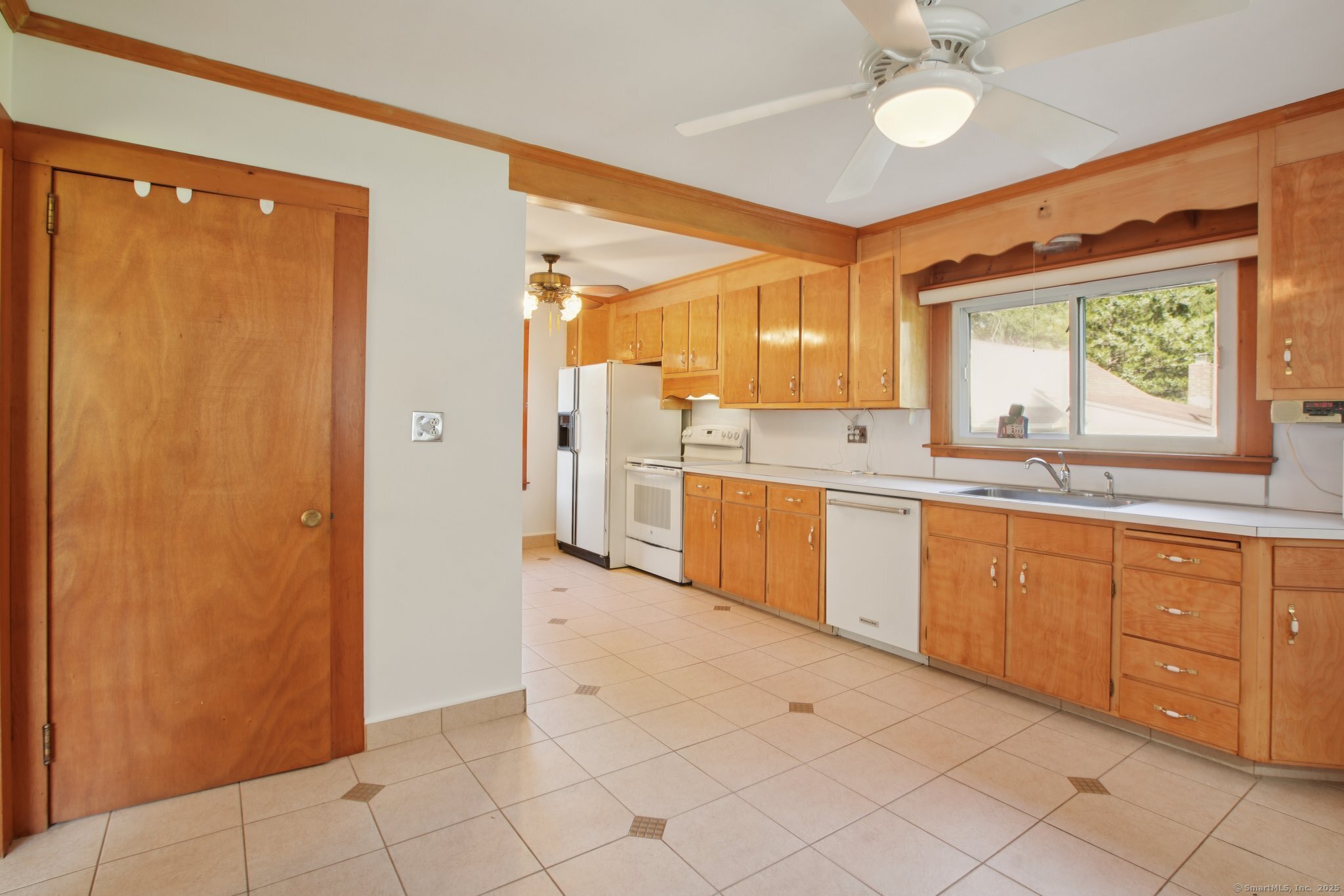 108 Woodland Avenue Bloomfield CT 06002