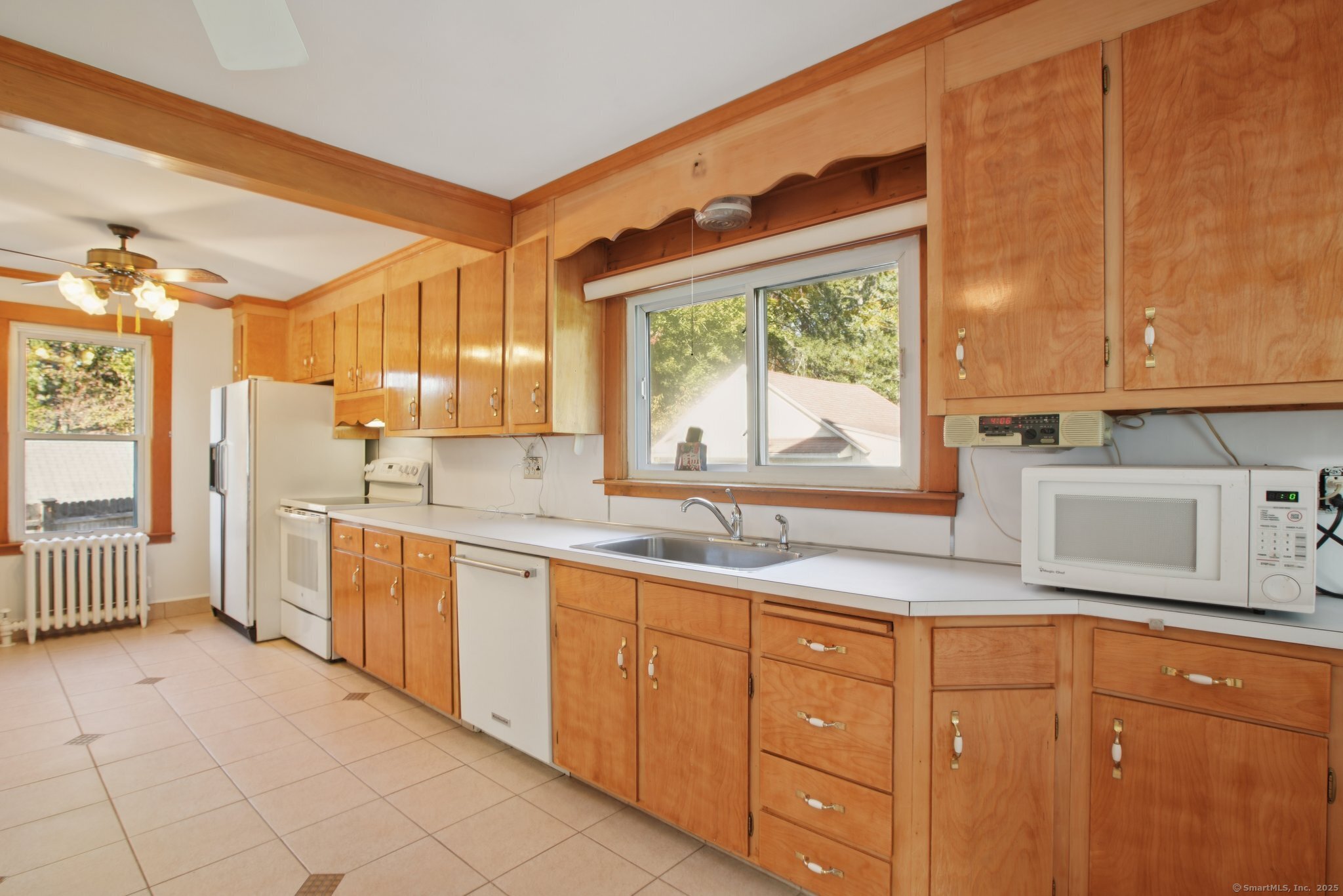 108 Woodland Avenue Bloomfield CT 06002