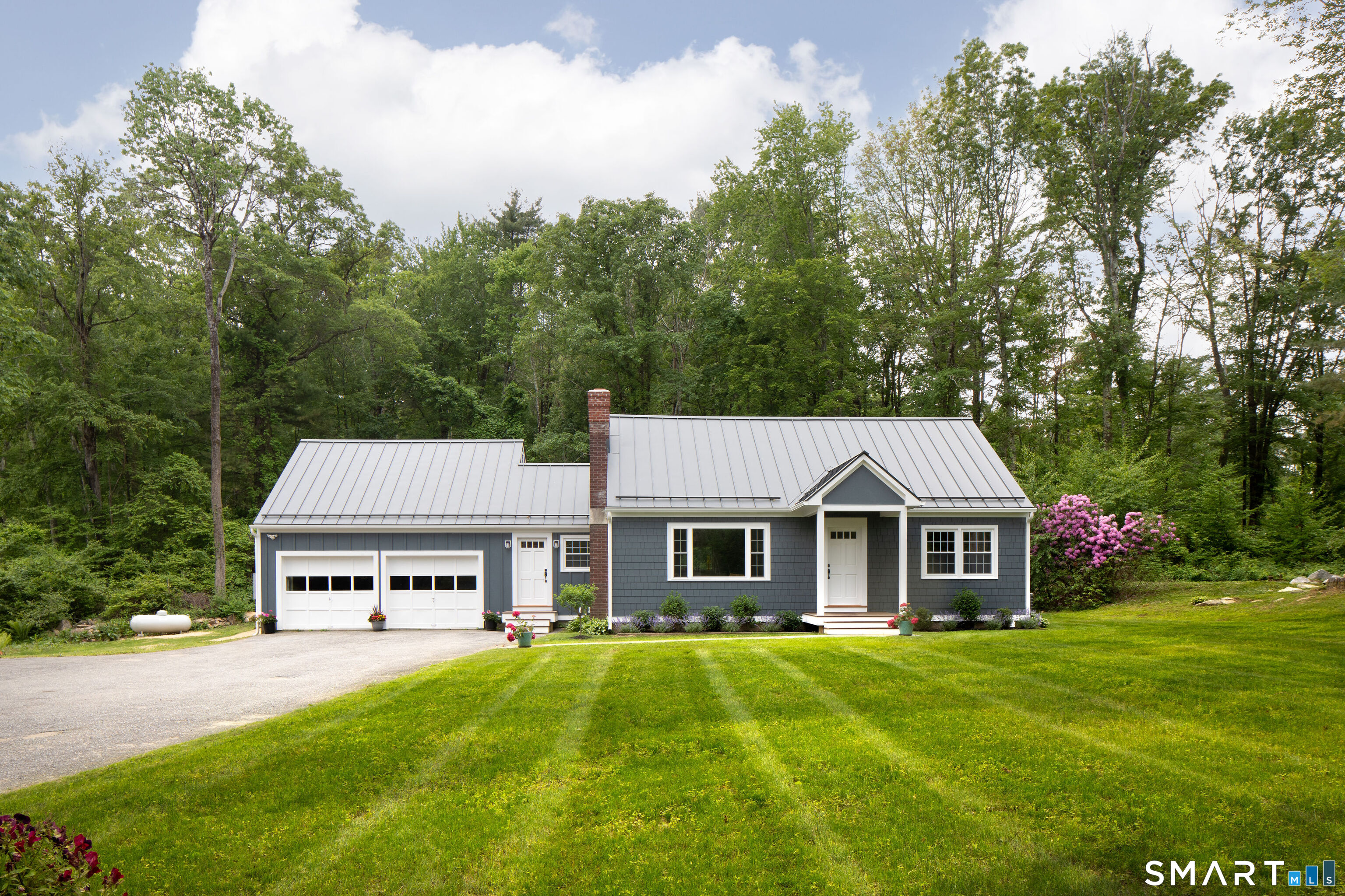 Sharon CT, 331 Calkinstown Road