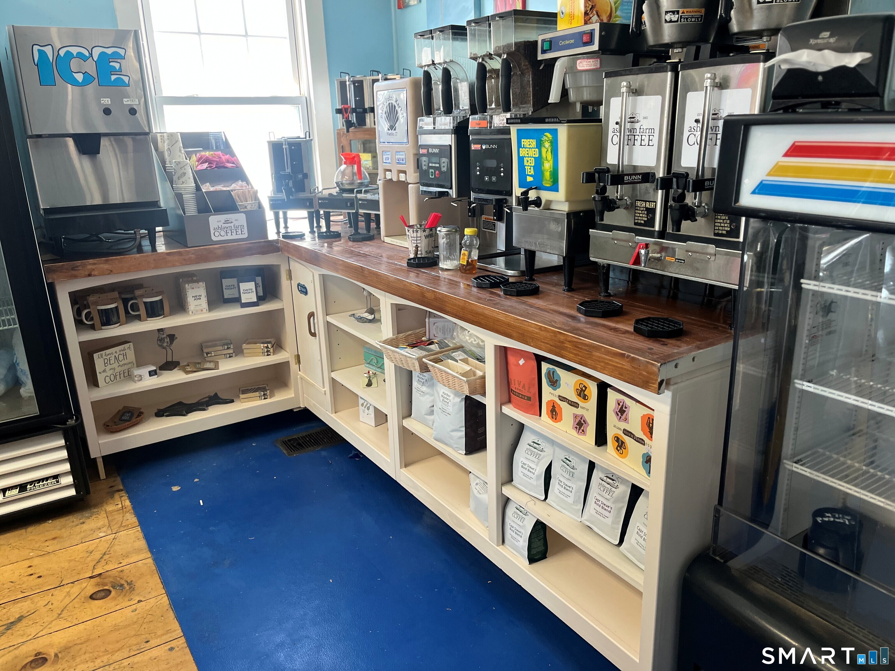 35 Nehantic Drive East Lyme CT 06357