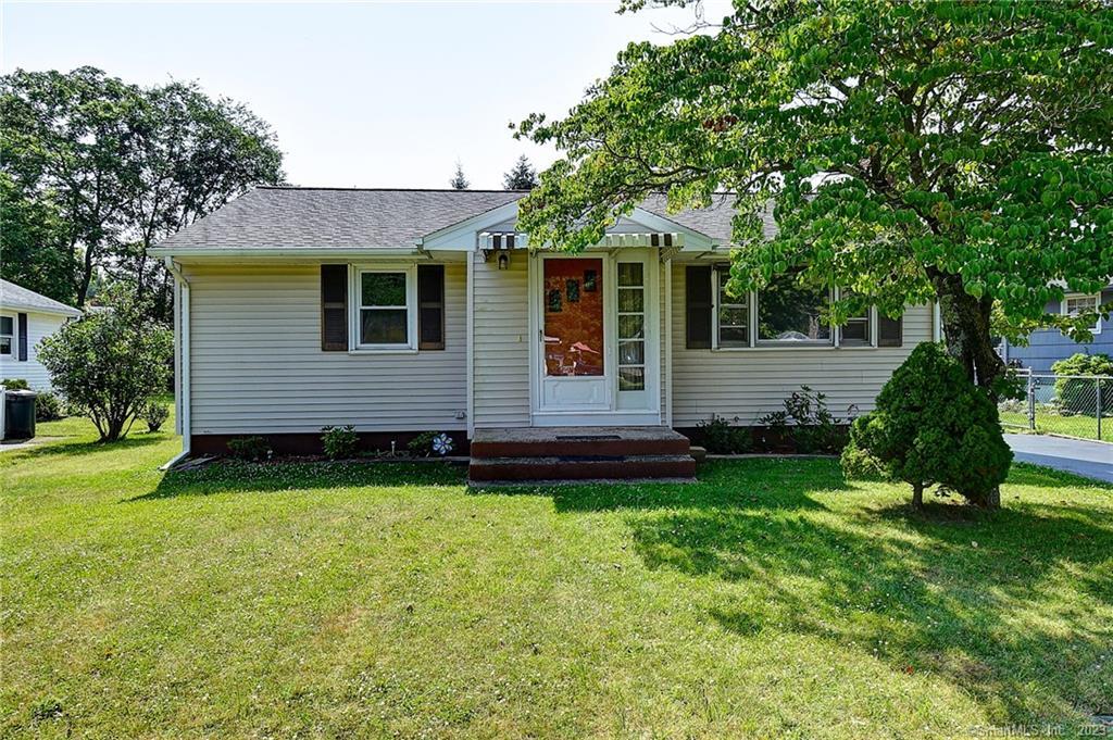 102 Smithfield Avenue Meriden CT 06451
