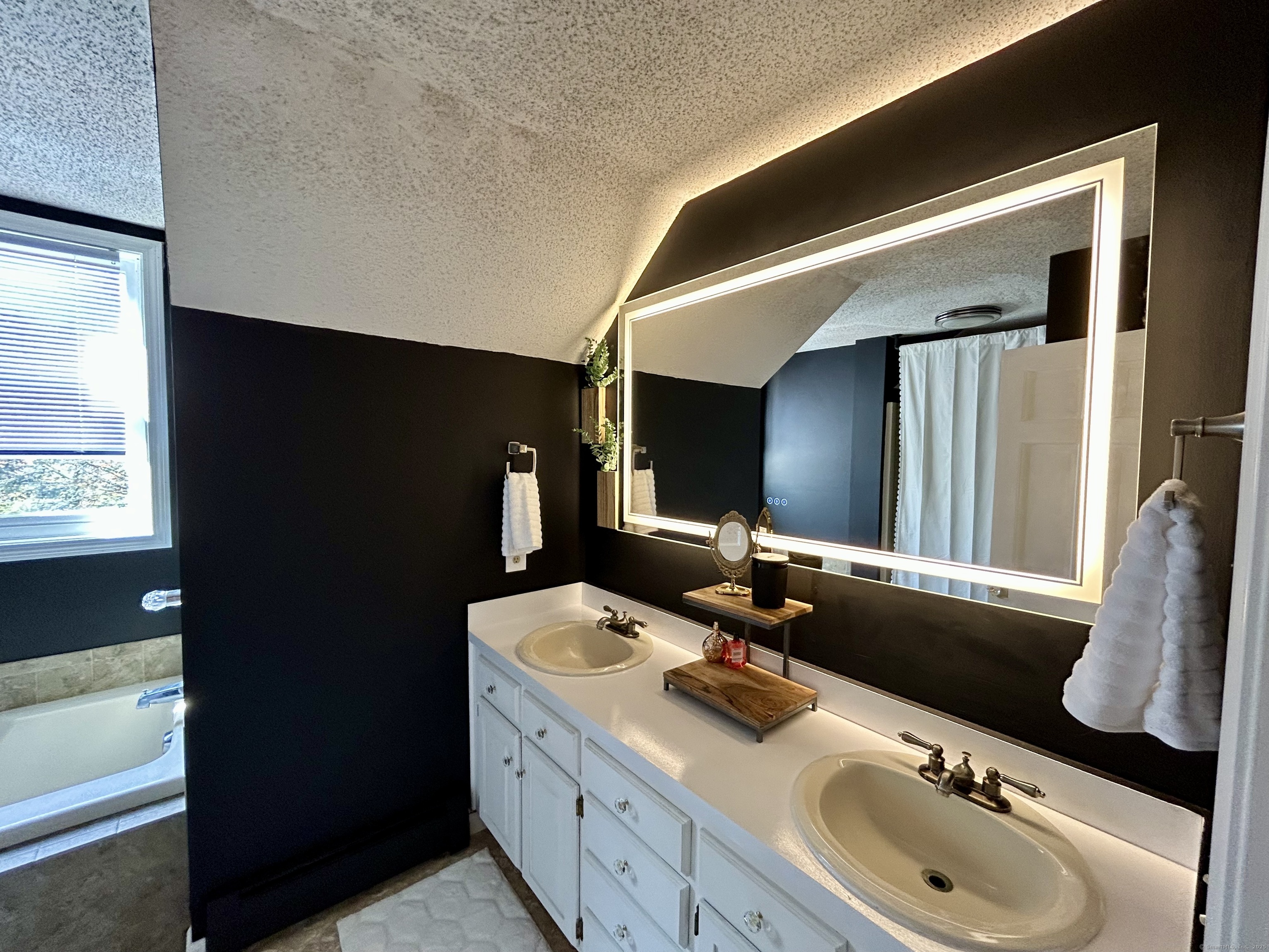 106A Pinney Street Colebrook CT 06021