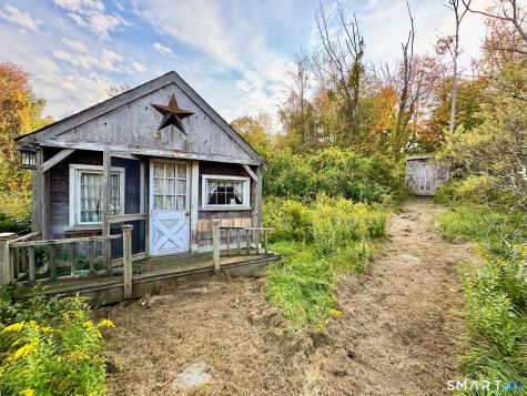 47 Central Pike Foster RI 02825