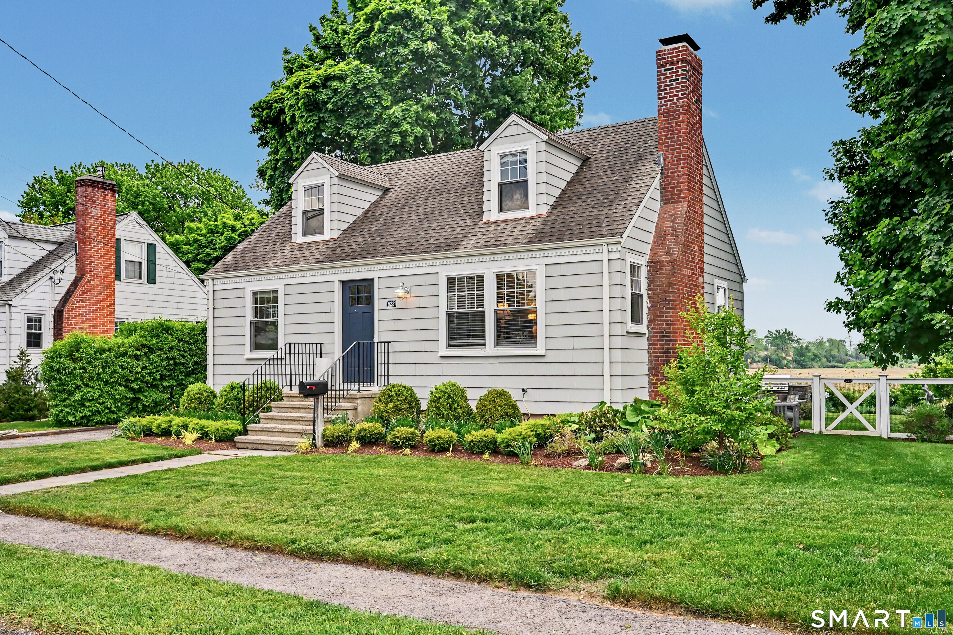 823 Oldfield Road Fairfield CT 06824