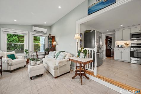 823 Oldfield Road Fairfield CT 06824
