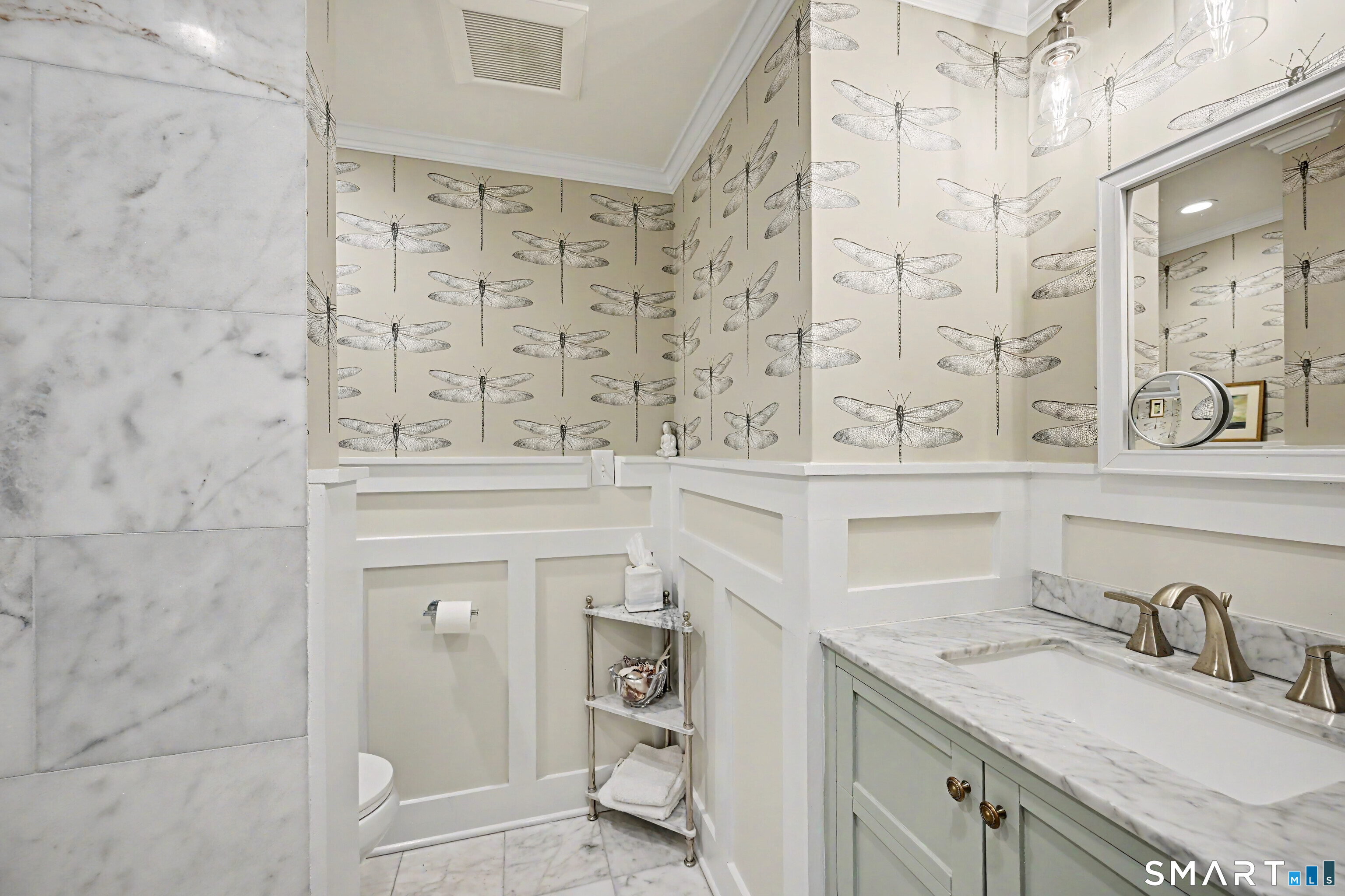 823 Oldfield Road Fairfield CT 06824