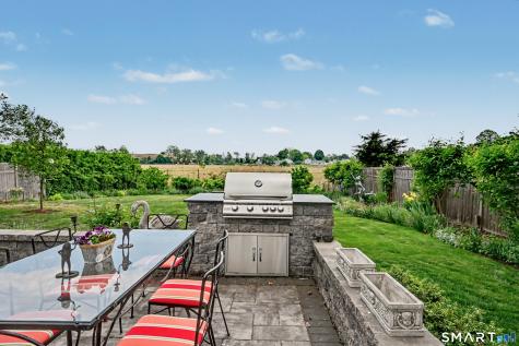 823 Oldfield Road Fairfield CT 06824