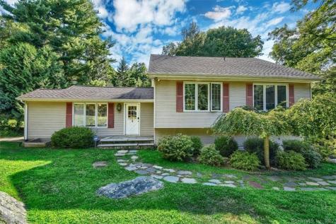 9 Flak Lane New Fairfield CT 06812