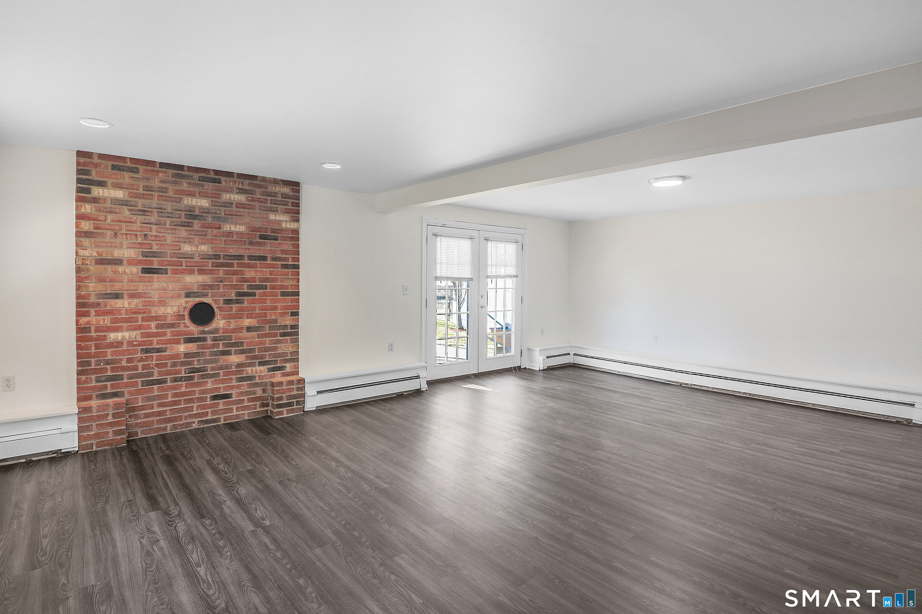 33 Trelane Drive Bridgeport CT 06606