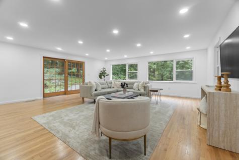20 Ravenwood Drive Weston CT 06883