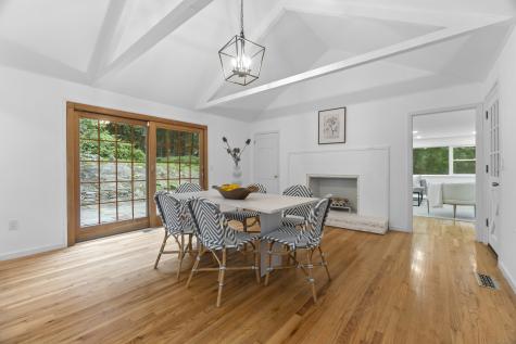 20 Ravenwood Drive Weston CT 06883