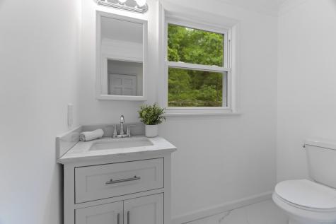 20 Ravenwood Drive Weston CT 06883