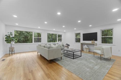 20 Ravenwood Drive Weston CT 06883