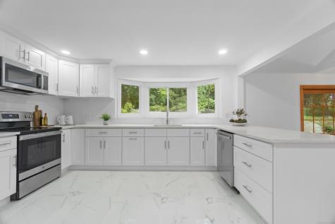 20 Ravenwood Drive Weston CT 06883