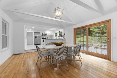 20 Ravenwood Drive Weston CT 06883