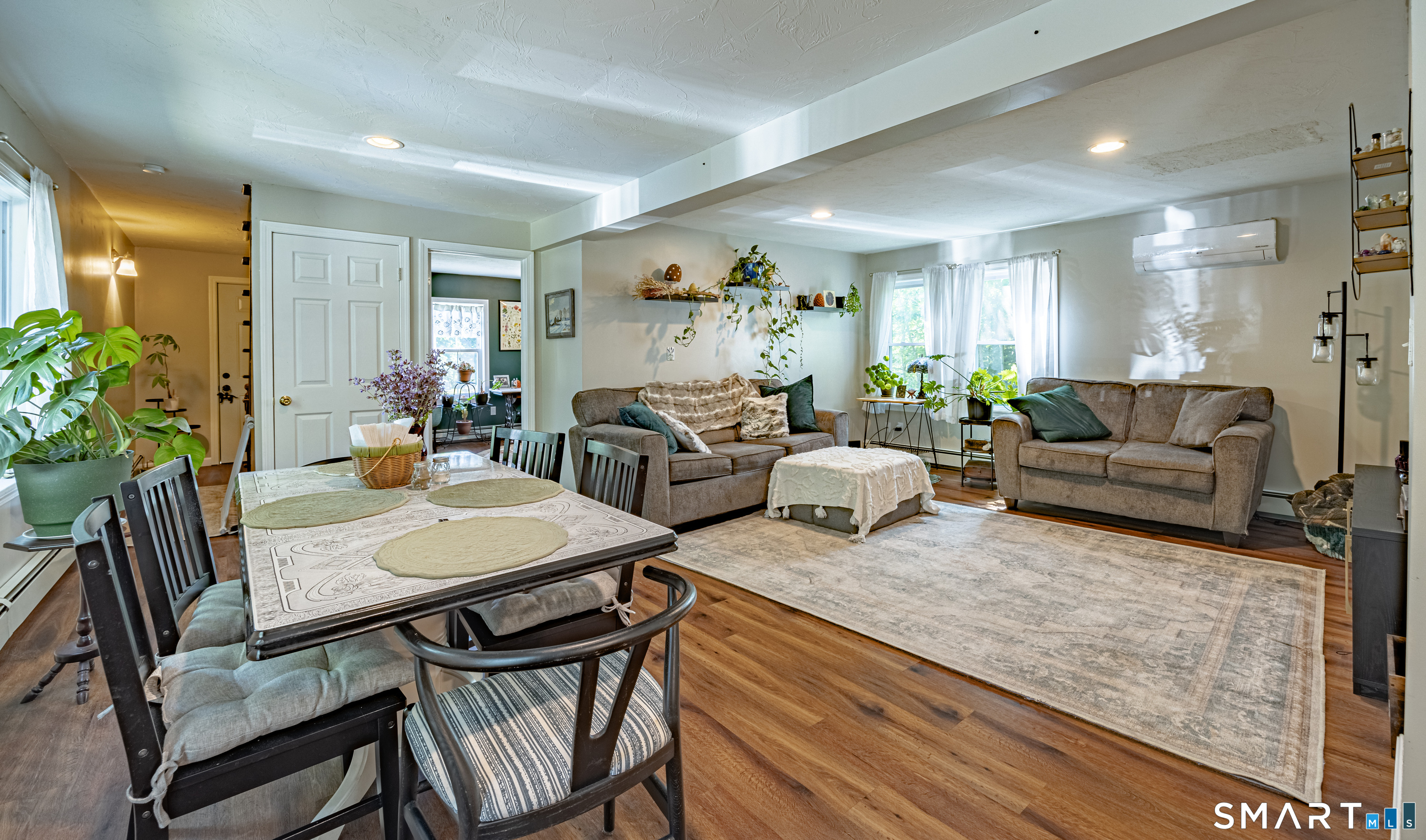 1414 Hartford Pike Killingly CT 06241