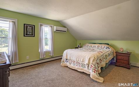 1414 Hartford Pike Killingly CT 06241