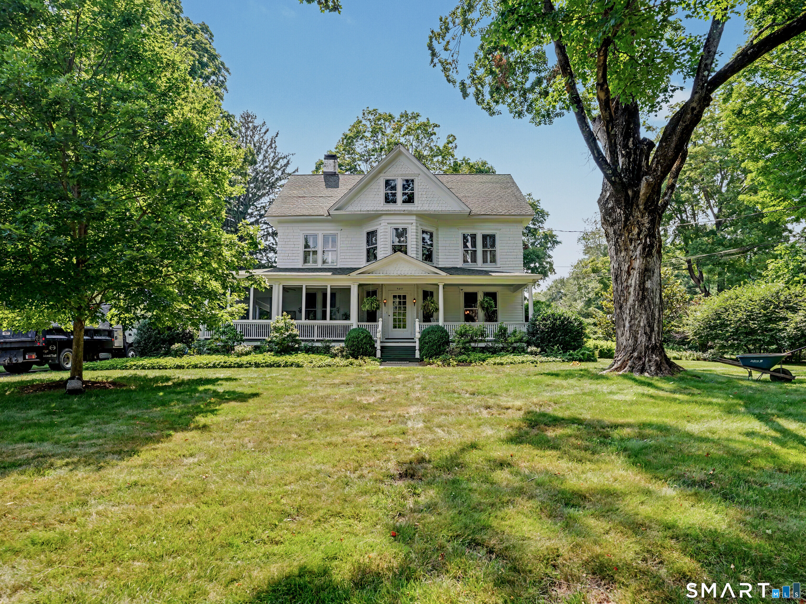 2477 Bronson Road Fairfield CT 06824
