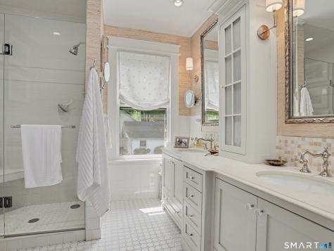 2477 Bronson Road Fairfield CT 06824