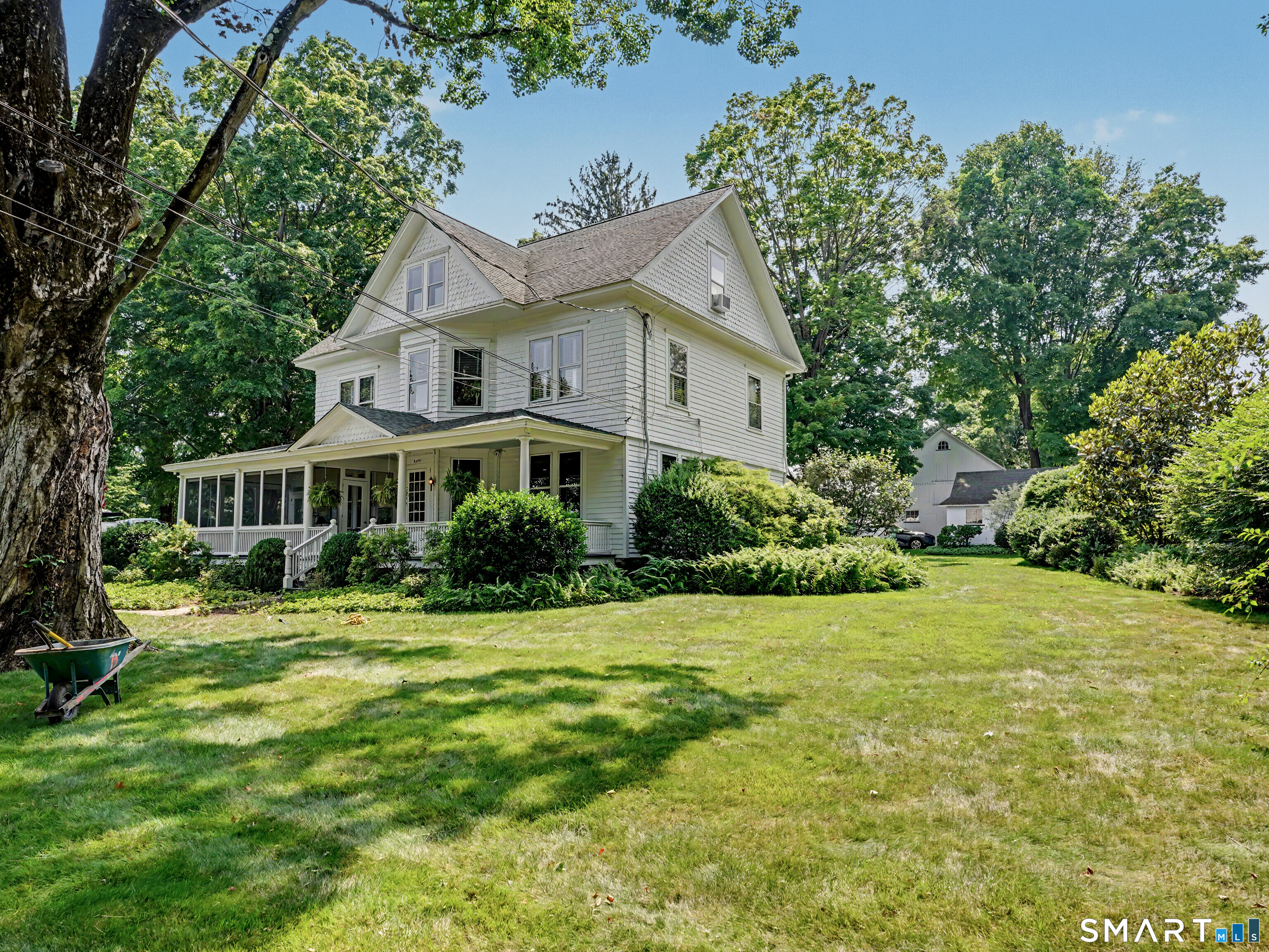 2477 Bronson Road Fairfield CT 06824