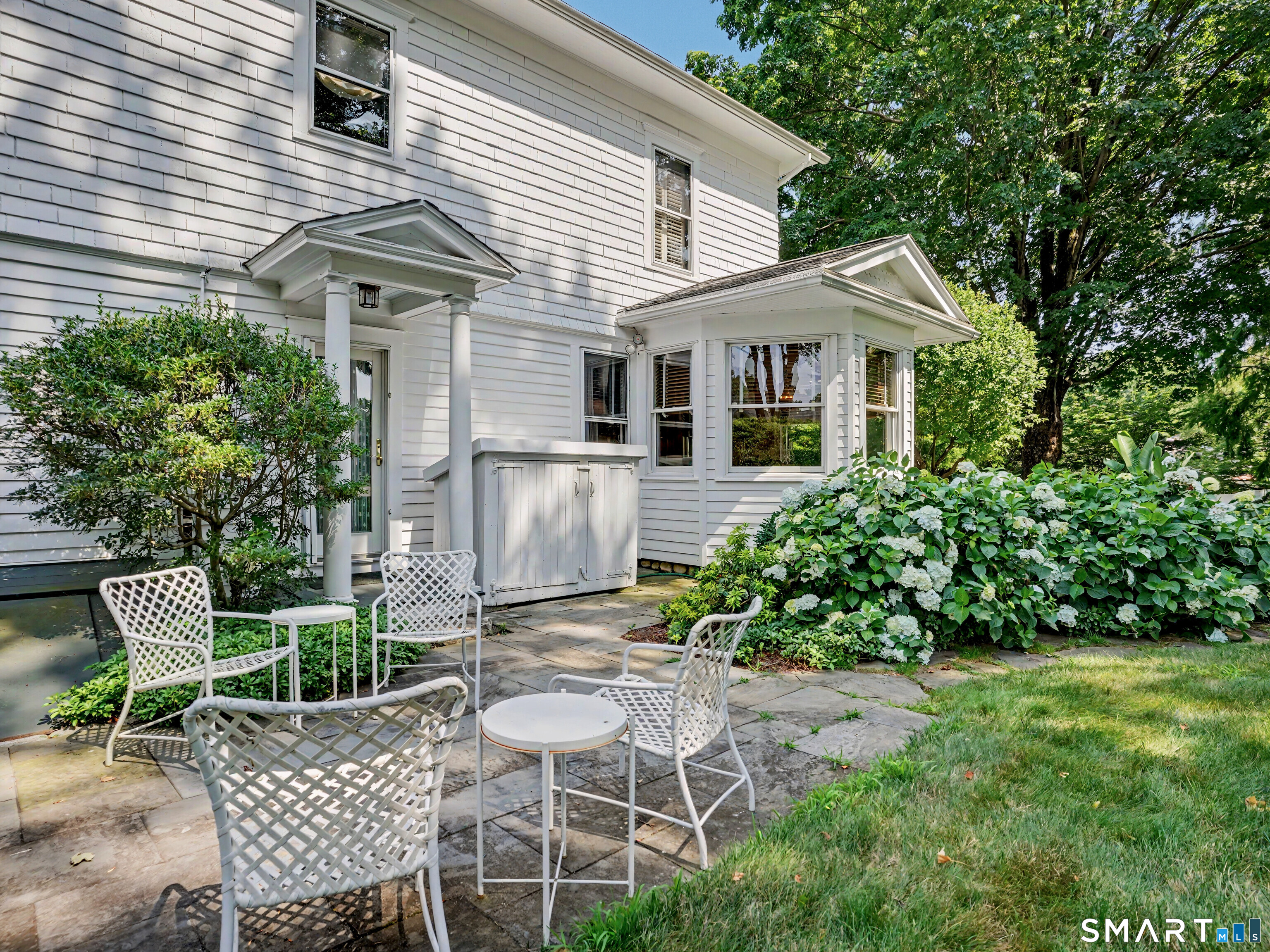 2477 Bronson Road Fairfield CT 06824