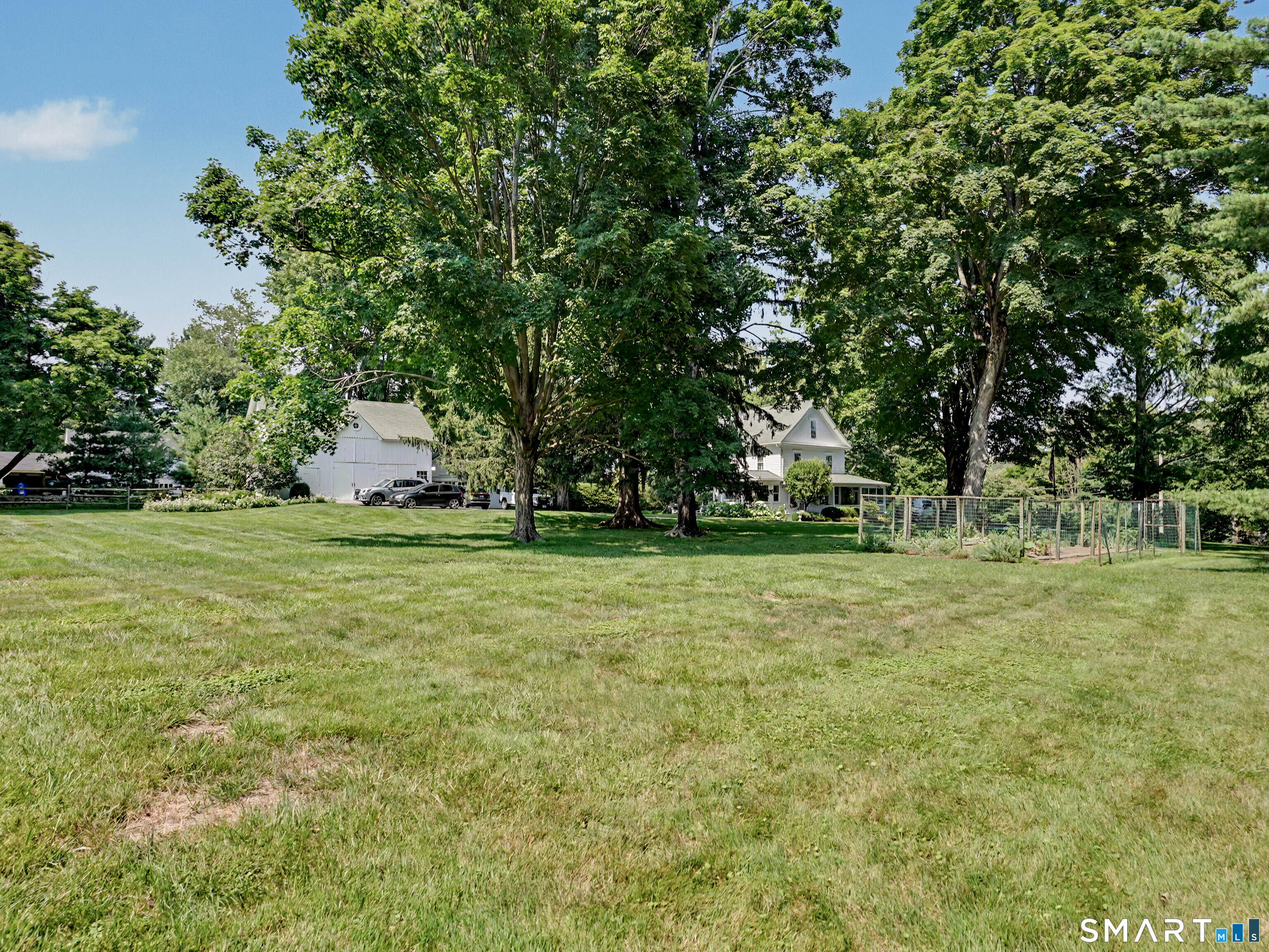 2477 Bronson Road Fairfield CT 06824