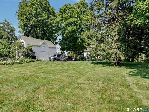 2477 Bronson Road Fairfield CT 06824