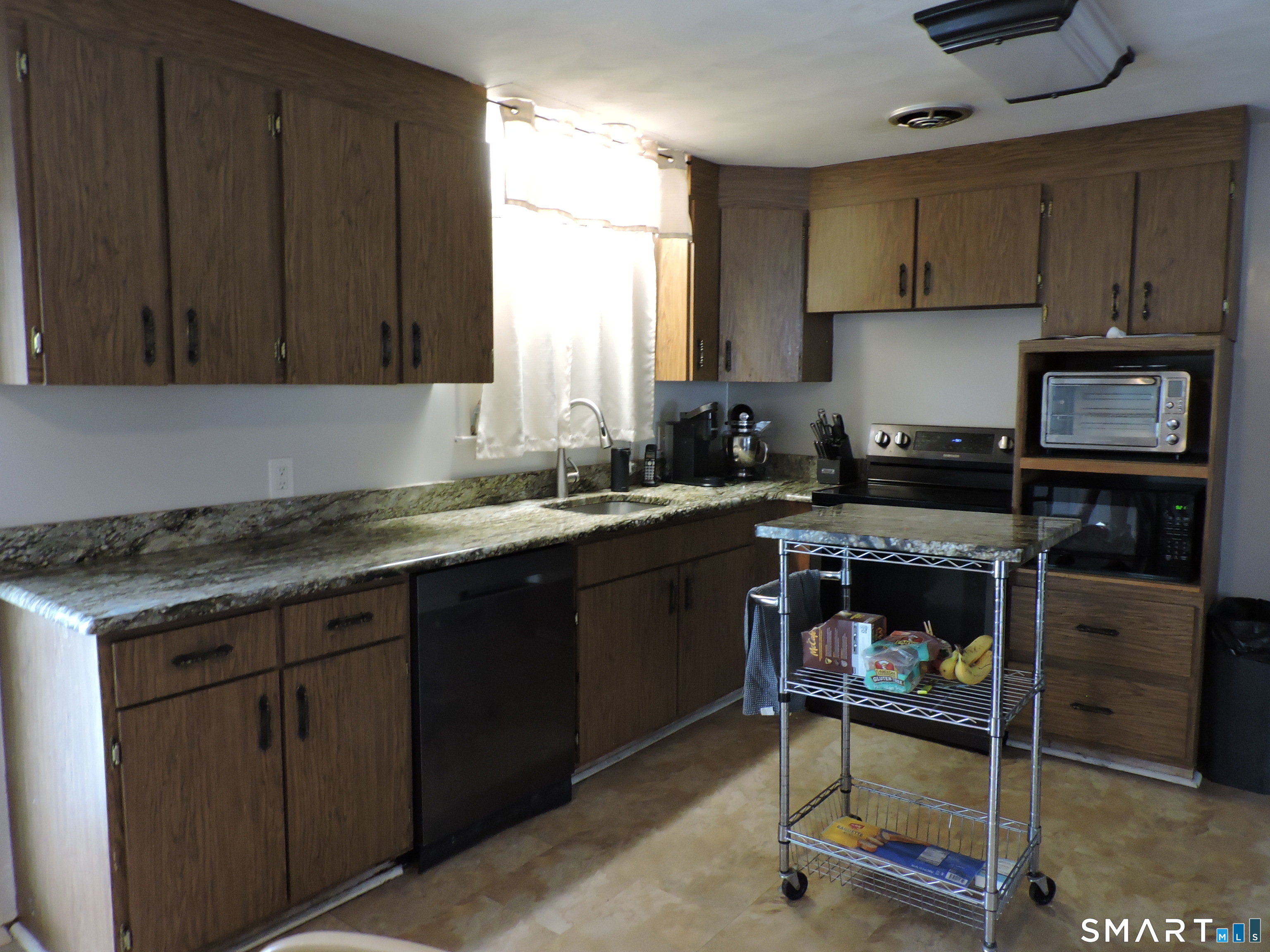 137 Maskel Road South Windsor CT 06074