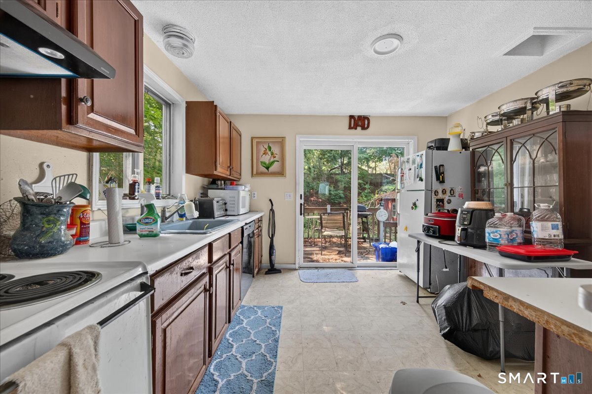 10 Mill Cove Road Ledyard CT 06335
