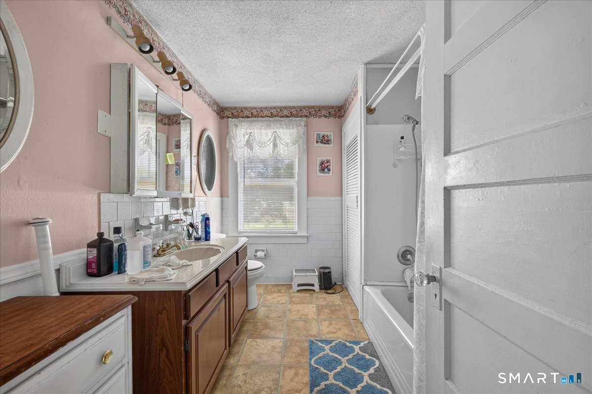 10 Mill Cove Road Ledyard CT 06335