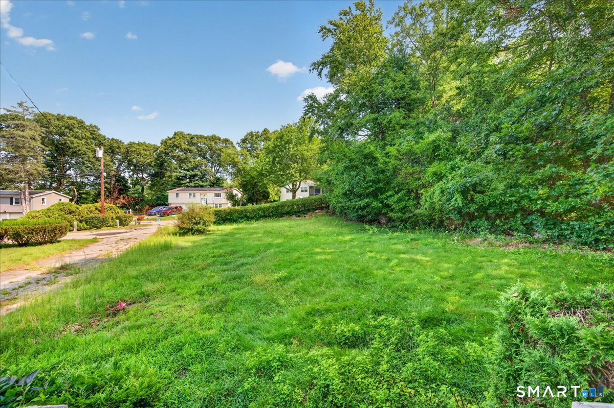 10 Mill Cove Road Ledyard CT 06335