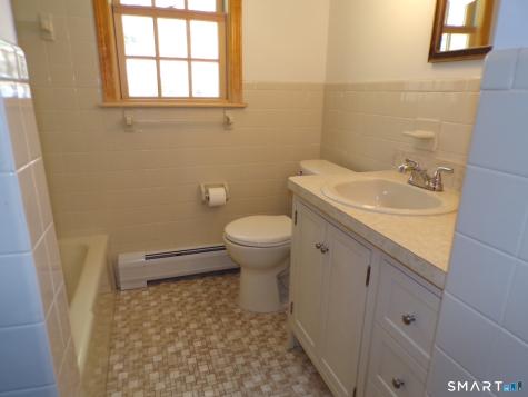 42 Ten Coat Lane Shelton CT 06484