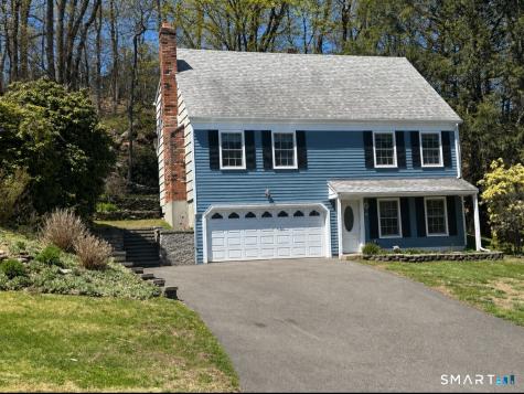 42 Ten Coat Lane Shelton CT 06484